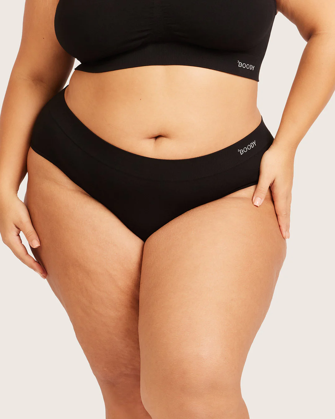 Midi Briefs - Black - Image 13