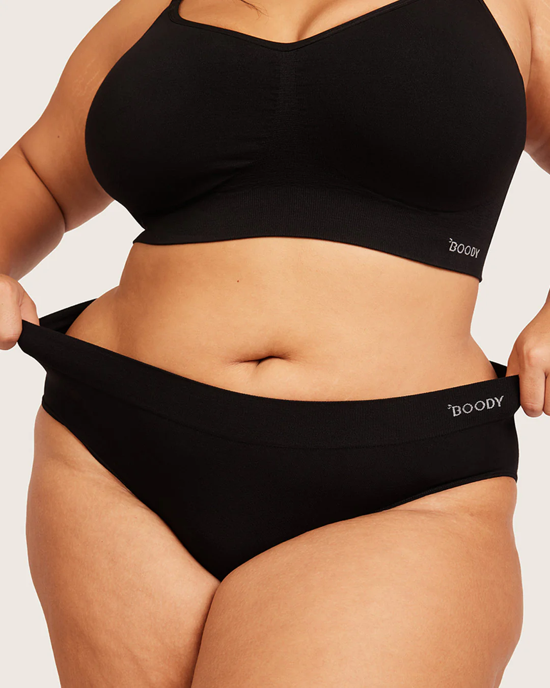 Midi Briefs - Black - Image 16