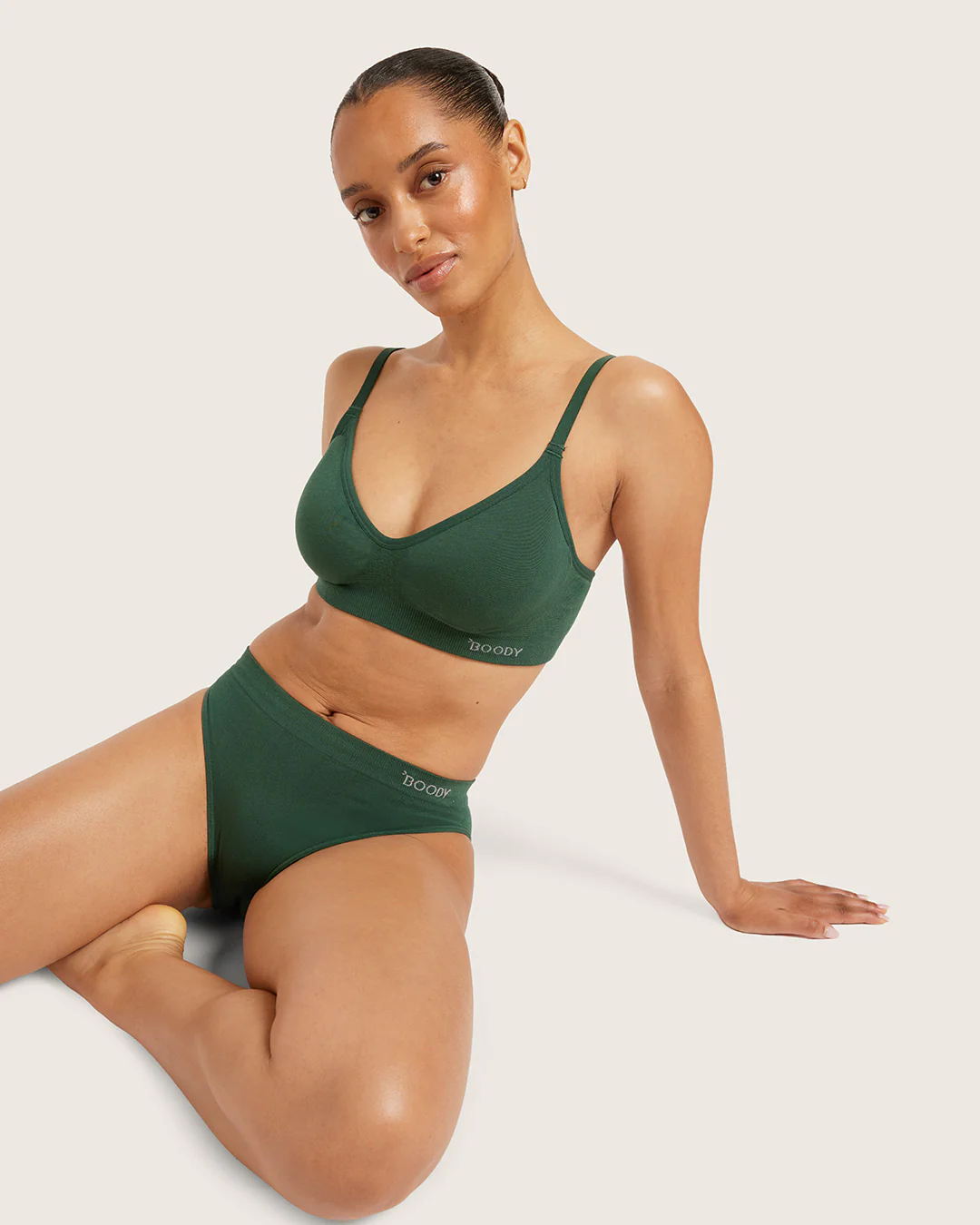 Wireless T-Shirt Bra - Emerald Green - Image 14