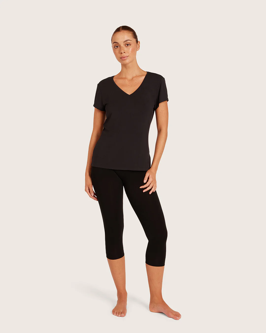 Women's Base Layer V-Neck T-Shirt - Black - Image 4