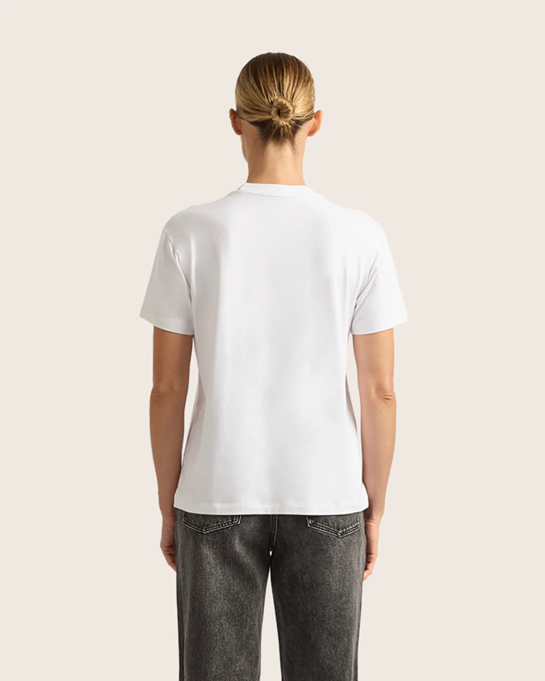 Women's Classic Crew Neck T-Shirt - White - Image 10