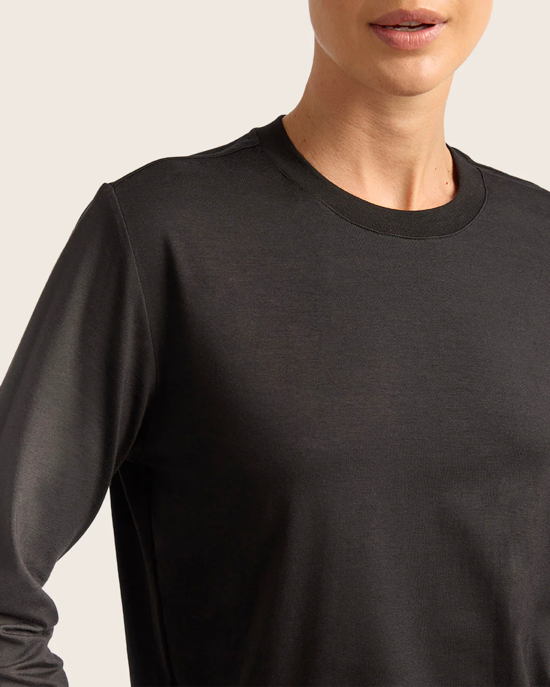Women's Classic Long Sleeve T-Shirt - Black - Image 5