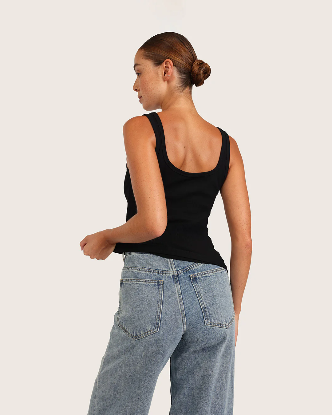 Women's Ribbed Tank Top - Black - Image 4